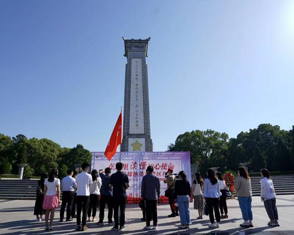 昆明“在这里读懂初心使命——网络媒体革命老区行”湖北站网络主题采访活动在红安县启动--法制网